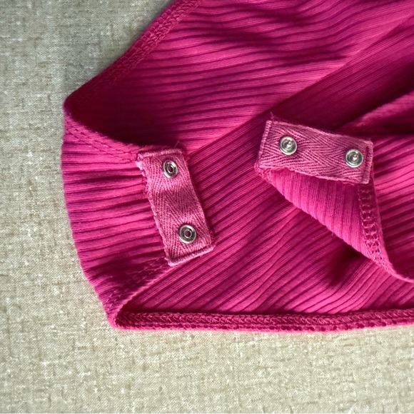 Gilli Fuchsia Ribbed Bodysuit - Picture 4 of 8